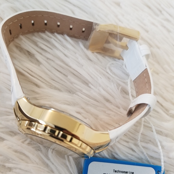 SOLD ❤ Technomarine Women's Watch - Picture 4 of 5